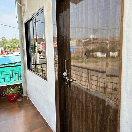 Hotel Shri Kunj Ujjain Eksteriør billede