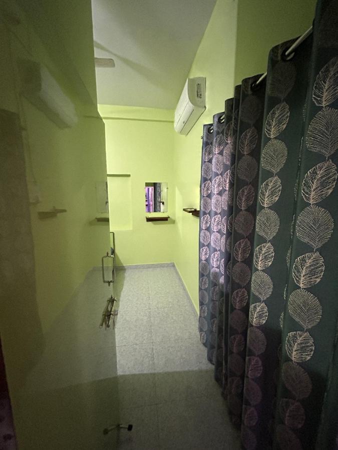 Hotel Shri Kunj Ujjain Eksteriør billede
